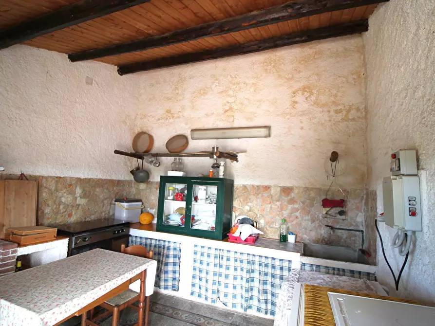 Immagine 5 di Villa in vendita  in Contrada Bagni snc a Buccheri