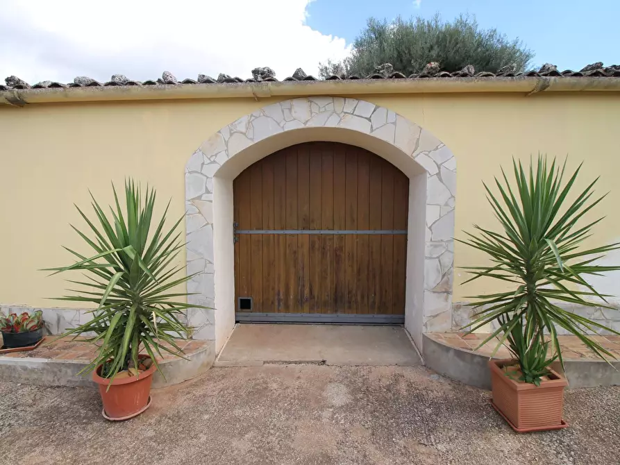 Immagine 6 di Villa in vendita  in Contrada Bagni snc a Buccheri