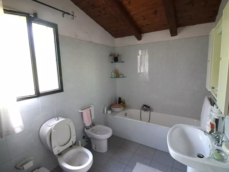 Immagine 31 di Villa in vendita  in Contrada Bagni snc a Buccheri