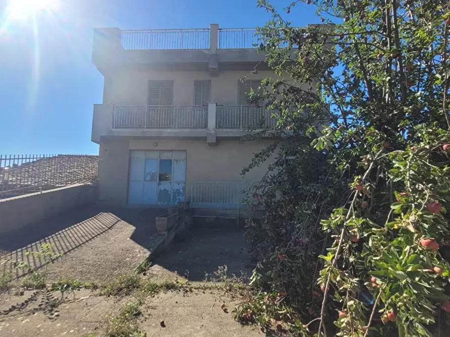 Immagine 37 di Palazzo in vendita  in Via Camillo Benso Conte di Cavour 80 a Buccheri