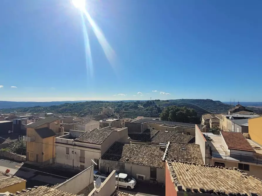 Immagine 45 di Palazzo in vendita  in Via Camillo Benso Conte di Cavour 80 a Buccheri