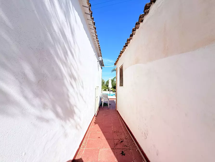 Immagine 25 di Villa in vendita  in STRADA PER OGNINA a Siracusa