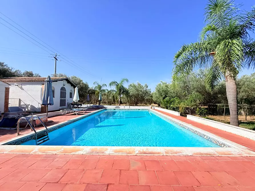 Immagine 30 di Villa in vendita  in STRADA PER OGNINA a Siracusa