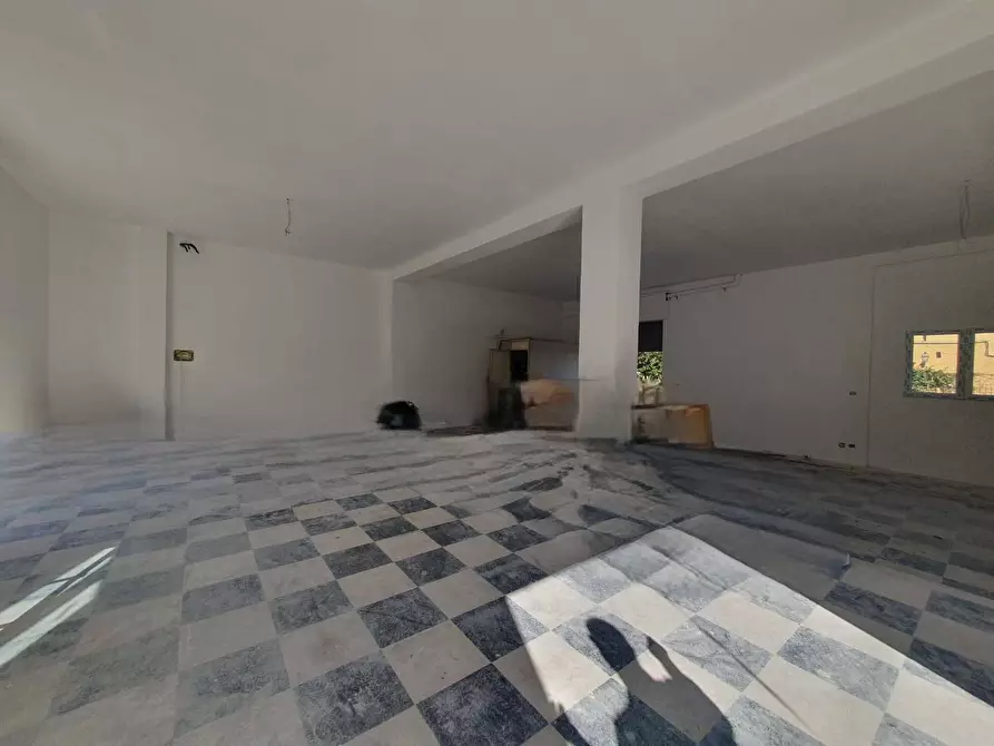 Immagine 2 di Magazzino in affitto  in Via Scicli a Siracusa