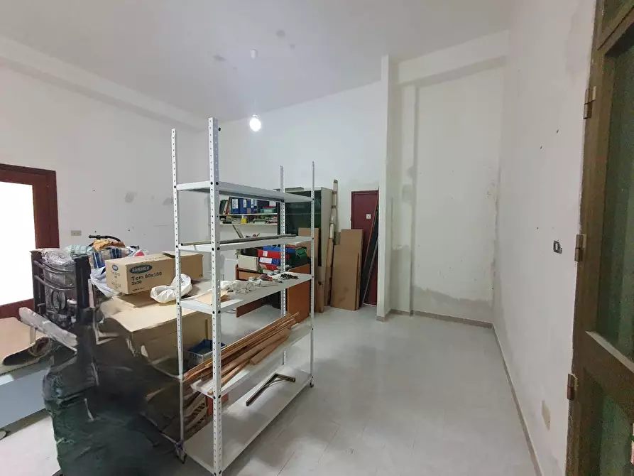 Immagine 3 di Magazzino in affitto  in Via Santa Maria Croce Camerina a Siracusa