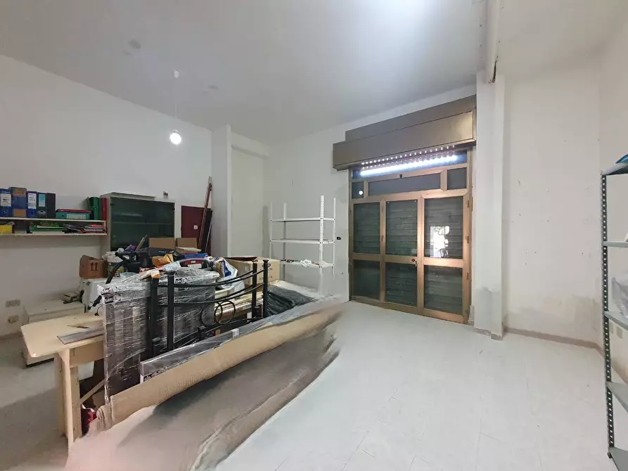 Immagine 4 di Magazzino in affitto  in Via Santa Maria Croce Camerina a Siracusa
