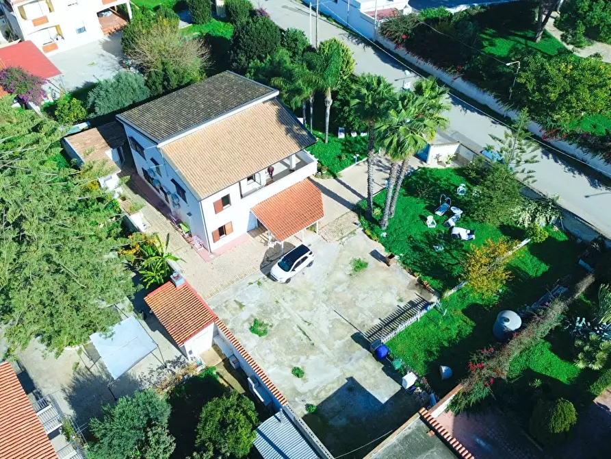 Immagine 2 di Villa in vendita  in Traversa Renella a Siracusa