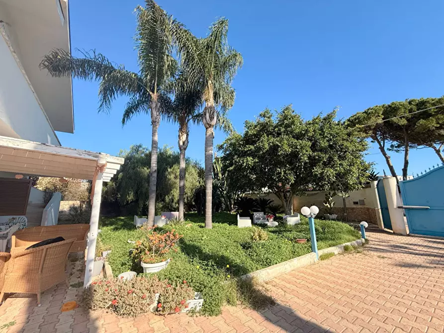 Immagine 29 di Villa in vendita  in Traversa Renella a Siracusa