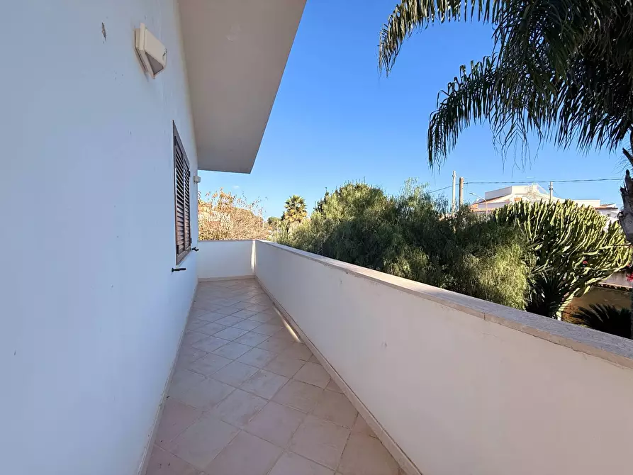 Immagine 35 di Villa in vendita  in Traversa Renella a Siracusa