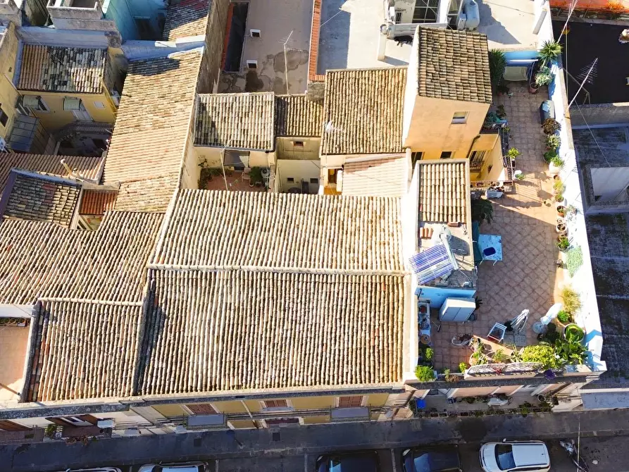 Immagine 2 di Casa semindipendente in vendita  in Via Piave a Siracusa