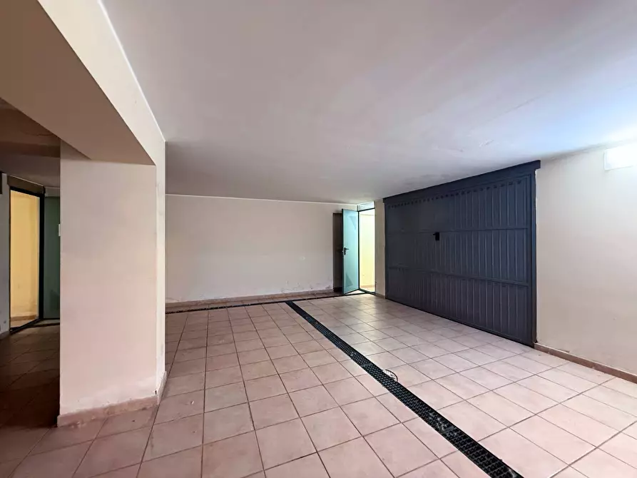 Immagine 8 di Box auto in vendita  in Via Bordonaro a Floridia