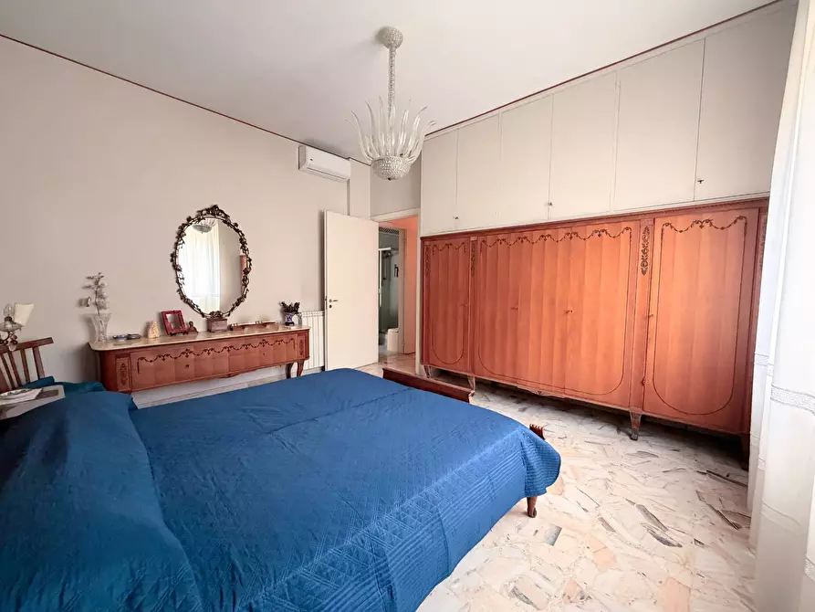 Immagine 6 di Appartamento in vendita  in Via Ofanto a Siracusa