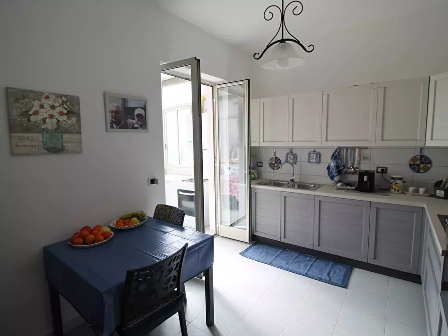 Immagine 4 di Appartamento in vendita  in Via Ramacca 12 a Siracusa