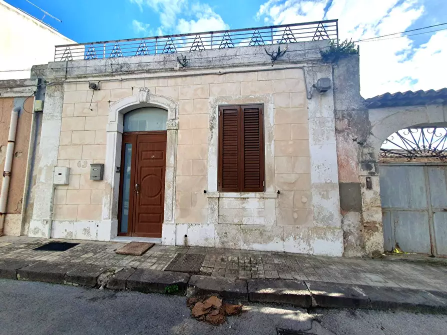 Immagine 1 di Casa indipendente in vendita  in Via Archimede 4 a Floridia