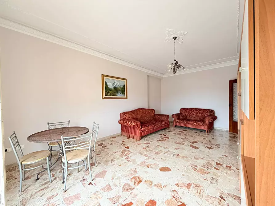 Immagine 4 di Appartamento in vendita  in Via Grottasanta a Siracusa