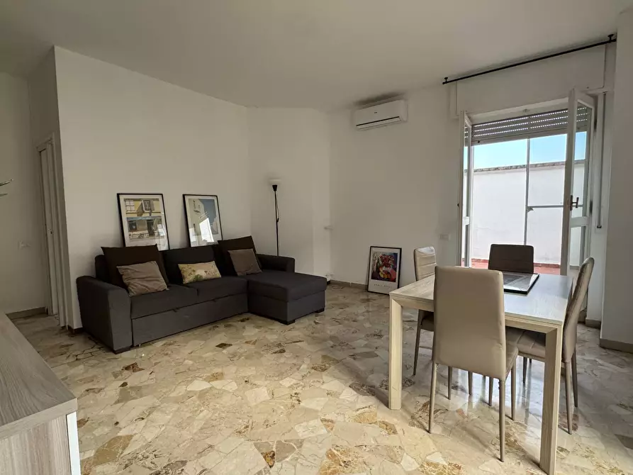 Immagine 3 di Appartamento in affitto  in via Lario a Milano