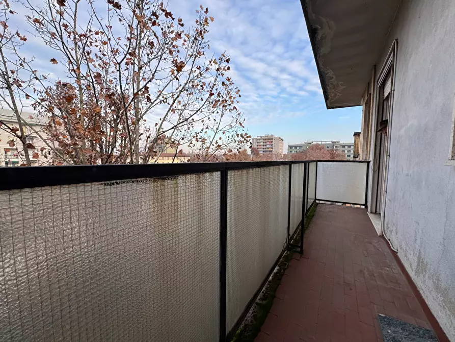 Immagine 14 di Appartamento in affitto  in via Lario a Milano