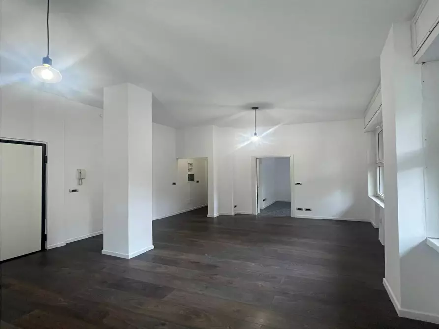 Immagine 6 di Ufficio in affitto  in via legnano 18 a Milano