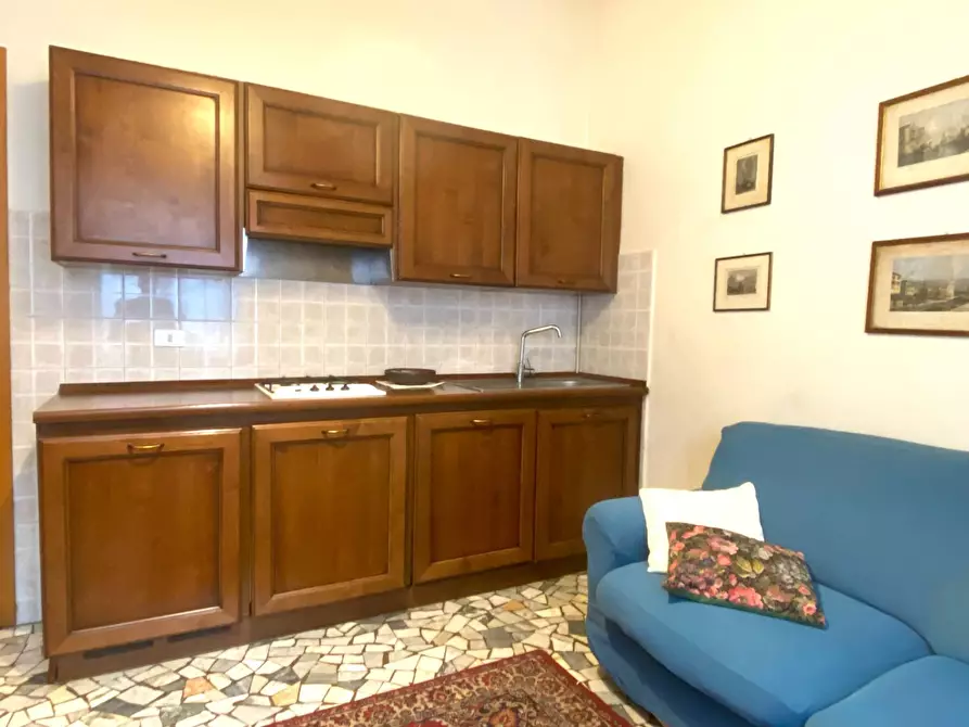 Immagine 2 di Appartamento in vendita  in VIA LARIO 13 a Milano