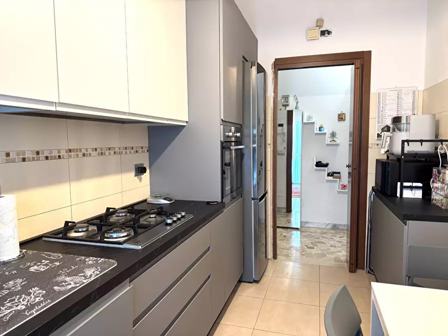 Immagine 5 di Appartamento in vendita  in via bellini a Sesto San Giovanni