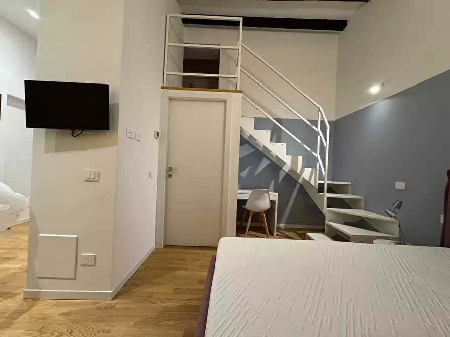 Immagine 6 di Appartamento in affitto  in via giuseppe govone 38 a Milano