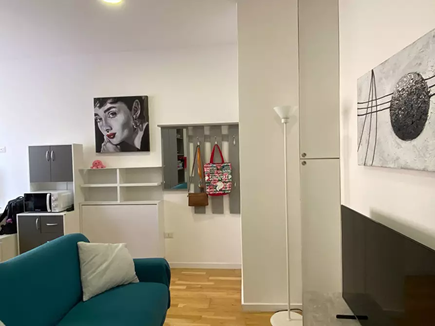 Immagine 4 di Appartamento in affitto  in VIA MOSSOTTI 2 a Milano