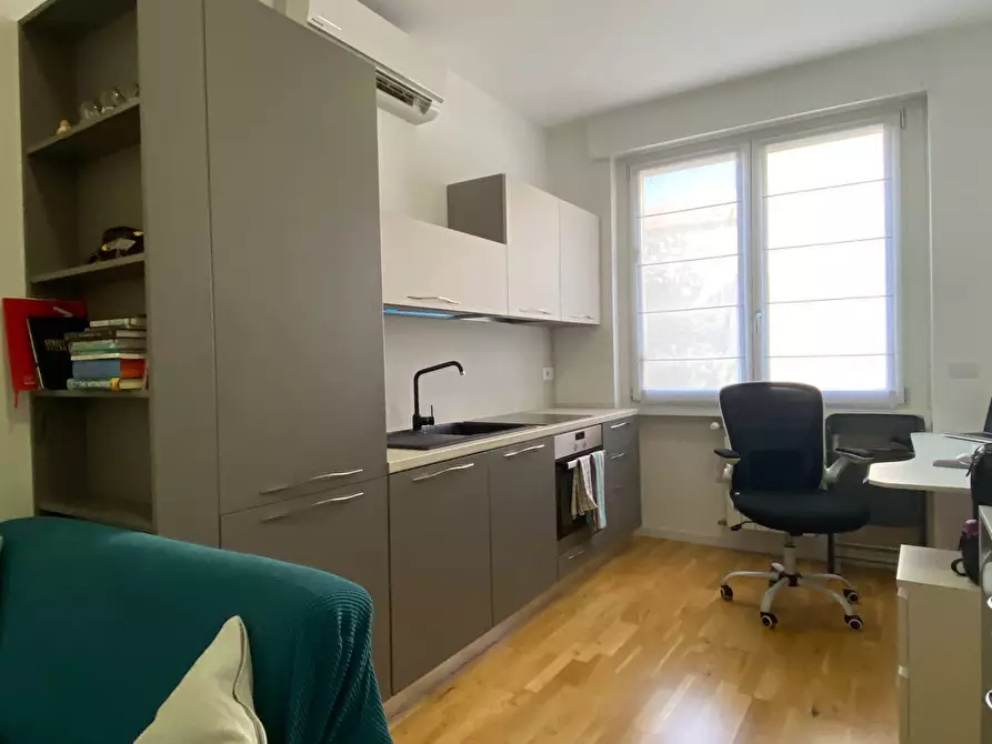 Immagine 7 di Appartamento in affitto  in VIA MOSSOTTI 2 a Milano