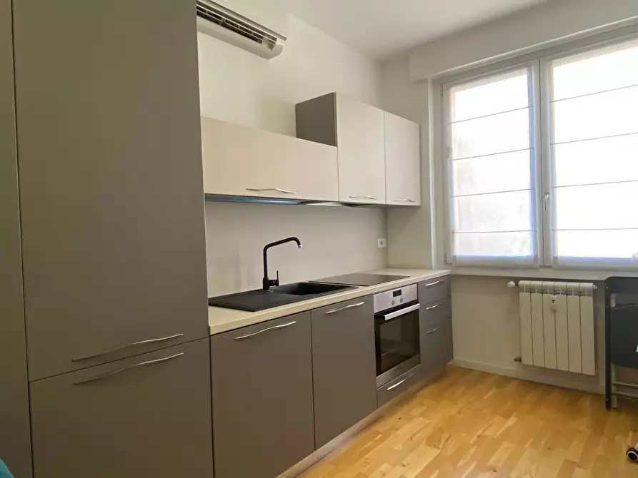 Immagine 8 di Appartamento in affitto  in VIA MOSSOTTI 2 a Milano