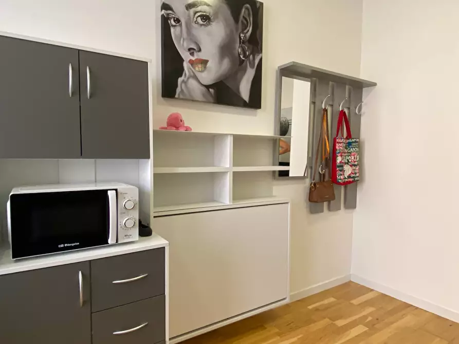 Immagine 5 di Appartamento in affitto  in VIA MOSSOTTI 2 a Milano