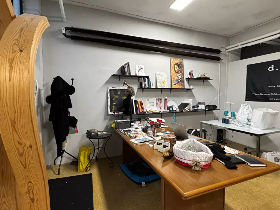 Immagine 5 di Ufficio in affitto  in Via Lario 17 a Milano