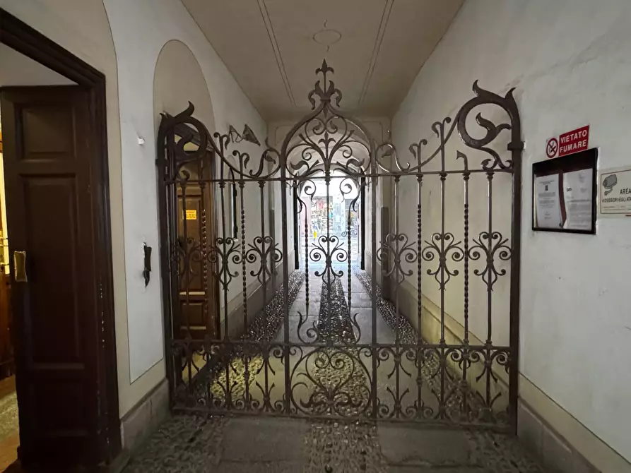 Immagine 19 di Appartamento in vendita  in corso di porta ticinese a Milano
