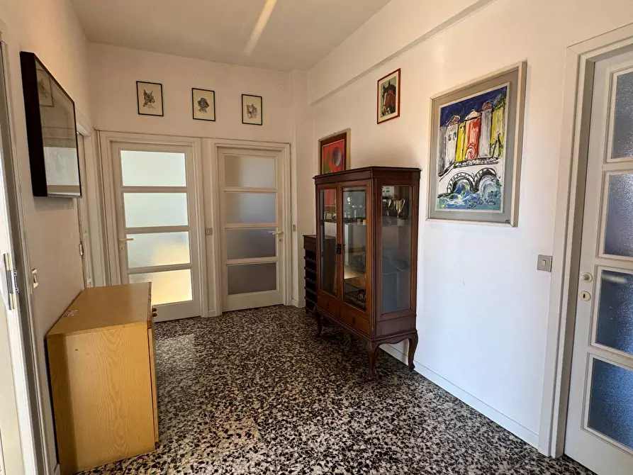 Immagine 6 di Appartamento in vendita  in Via Val Di Ledro 11 a Milano