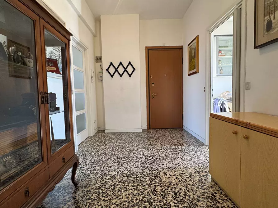 Immagine 5 di Appartamento in vendita  in Via Val Di Ledro 11 a Milano