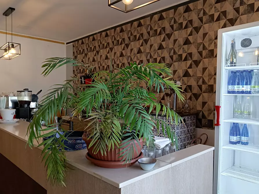 Immagine 9 di Attività commerciale in vendita  a San Donà Di Piave