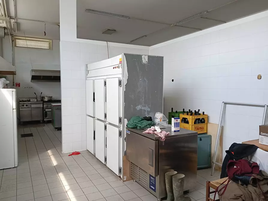 Immagine 13 di Attività commerciale in vendita  a San Donà Di Piave