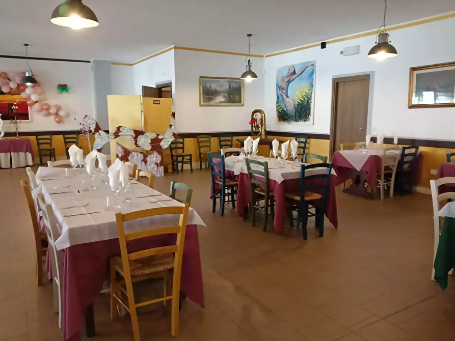 Immagine 16 di Attività commerciale in vendita  a San Donà Di Piave