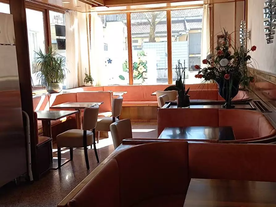 Immagine 3 di Attività commerciale in vendita  in via roma a Jesolo