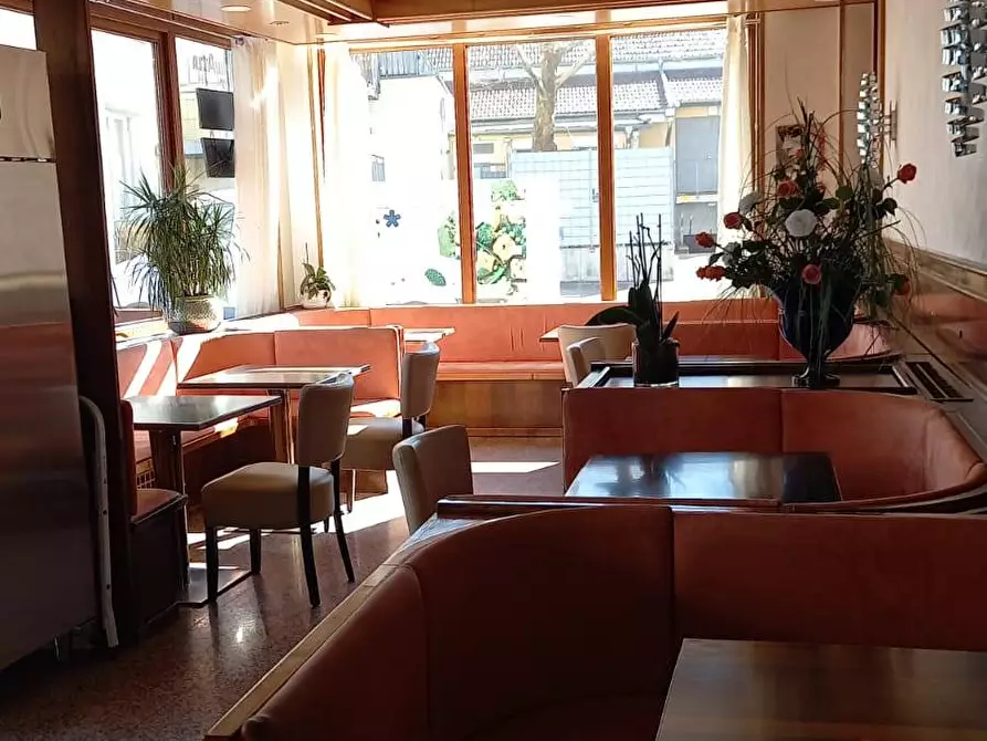 Immagine 13 di Attività commerciale in vendita  in via roma a Jesolo