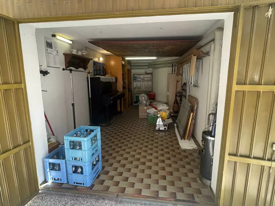 Immagine 12 di Appartamento in vendita  in VIA SAN DONA' a Venezia