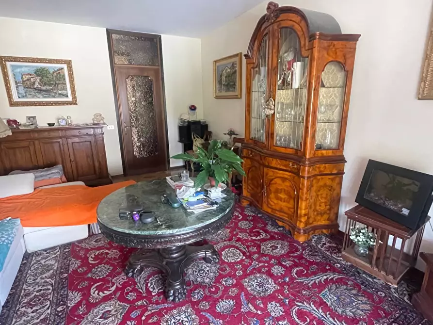 Immagine 23 di Appartamento in vendita  in VIA SAN DONA' a Venezia