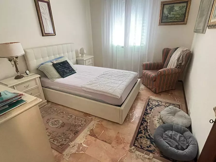 Immagine 4 di Appartamento in vendita  in VIA SAN DONA' a Venezia