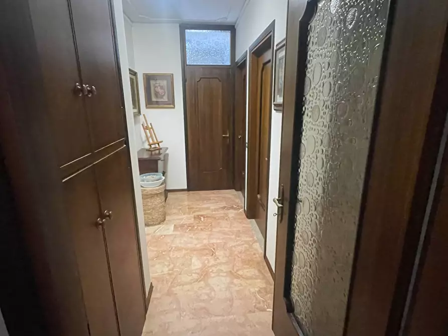 Immagine 53 di Appartamento in vendita  in VIA SAN DONA' a Venezia