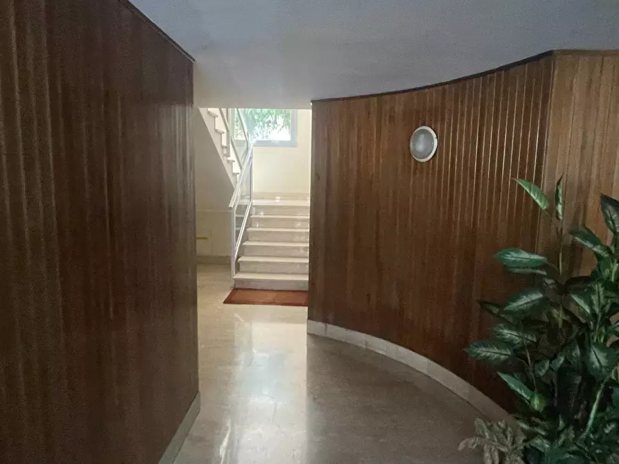 Immagine 5 di Appartamento in vendita  in VIA SAN DONA' a Venezia