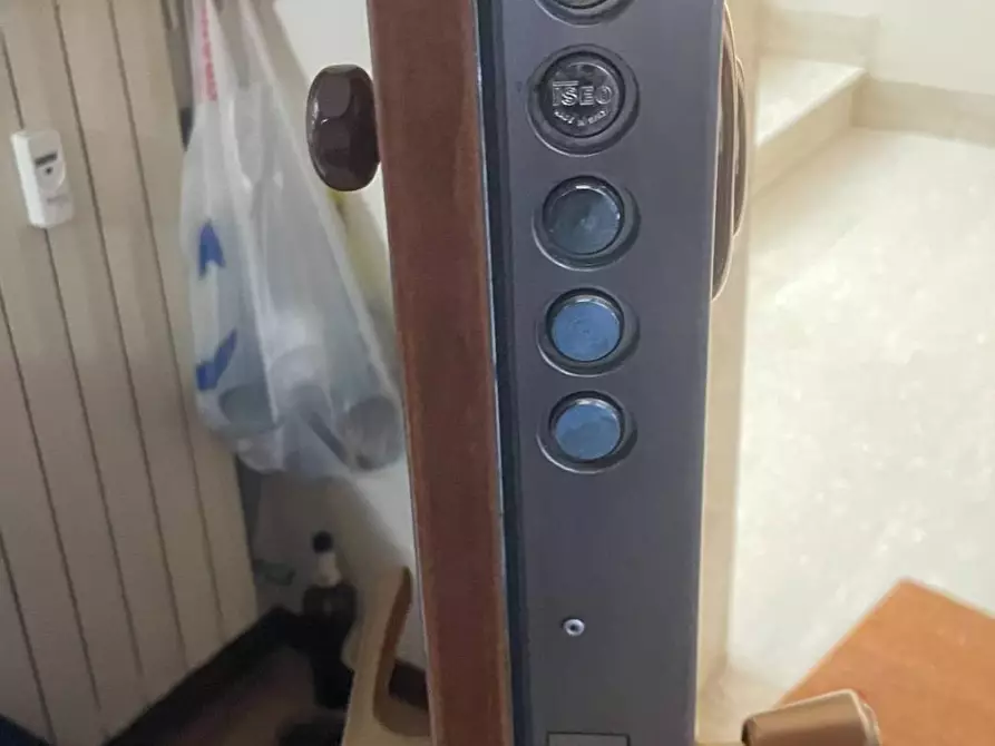 Immagine 34 di Appartamento in vendita  in VIA SAN DONA' a Venezia