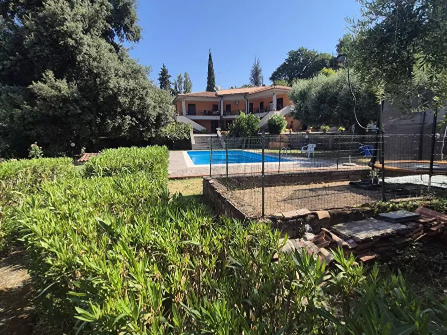 Immagine 37 di Villa in vendita  in Località Pinoleto snc a Montopoli Di Sabina