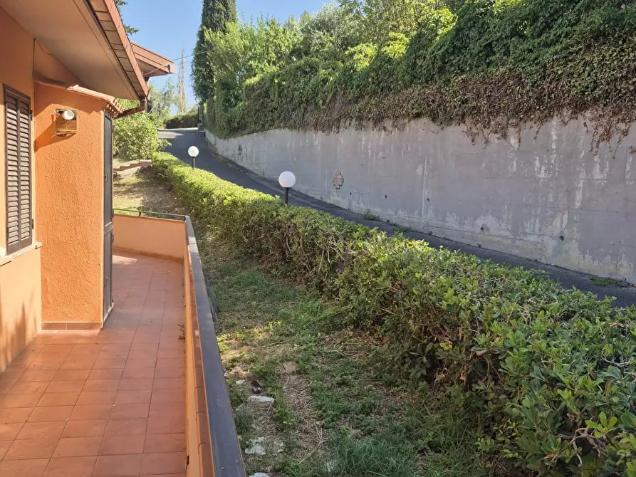 Immagine 48 di Villa in vendita  in Località Pinoleto snc a Montopoli Di Sabina