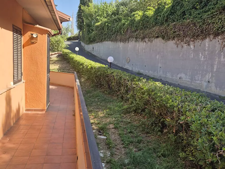 Immagine 49 di Villa in vendita  in Località Pinoleto snc a Montopoli Di Sabina