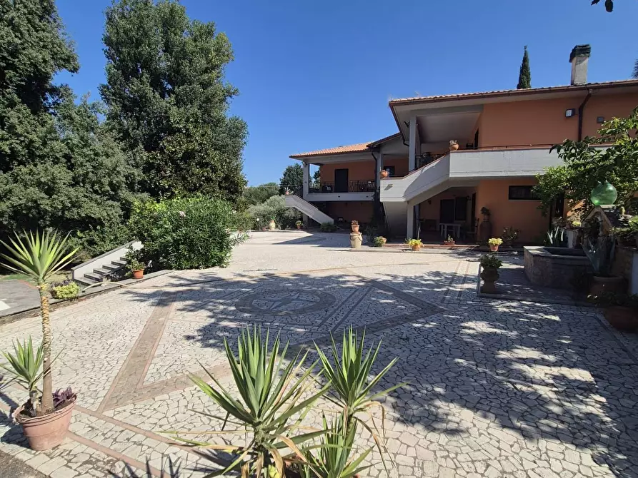 Immagine 53 di Villa in vendita  in Località Pinoleto snc a Montopoli Di Sabina