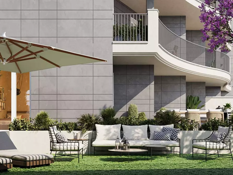 Immagine 8 di Appartamento in vendita  in Via Soverato 43 a Roma