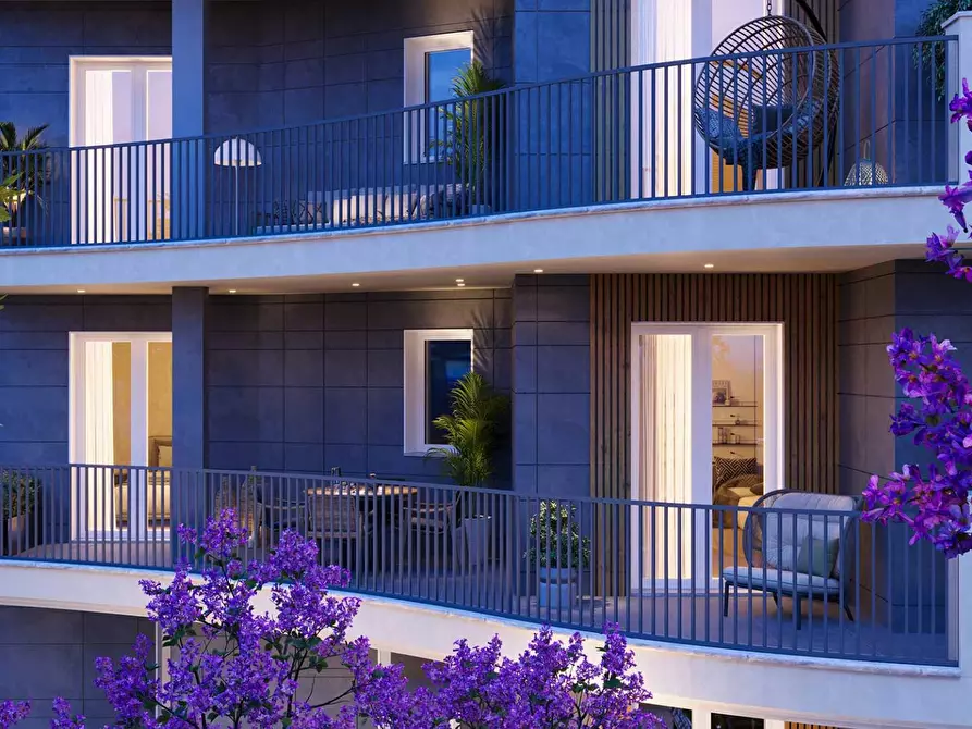 Immagine 9 di Appartamento in vendita  in Via Soverato 43 a Roma